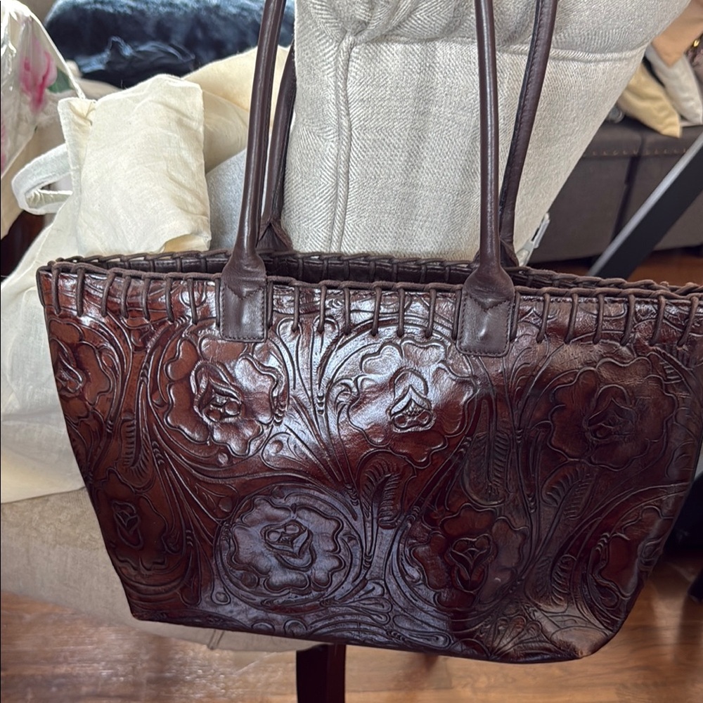 Elegant Brown Leather Tote Bag
